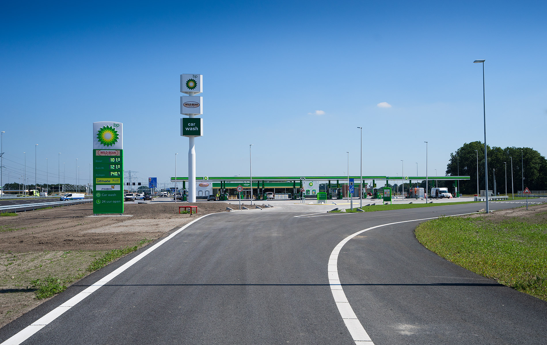 meijer_van_eerden_ingenieursbureau_bp_muiden_tankstation