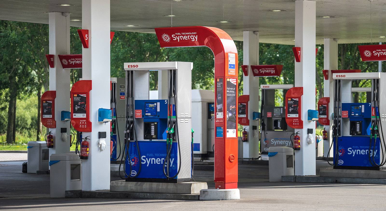 meijer-van-eerden-ingenieursbureau-esso-tankstation-qichi