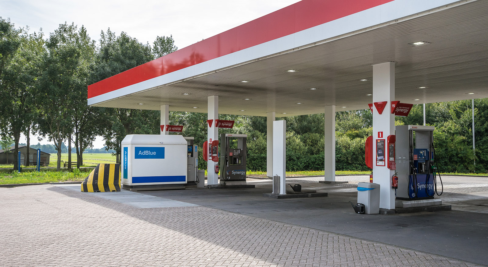 meijer-van-eerden-ingenieursbureau-esso-tankstation-qichi