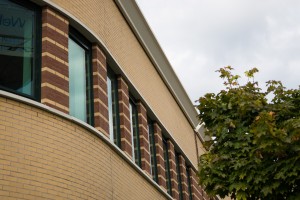 meijer_van_eerden_architectenbureau_kantoorpand_signaalrood_zoetermeer
